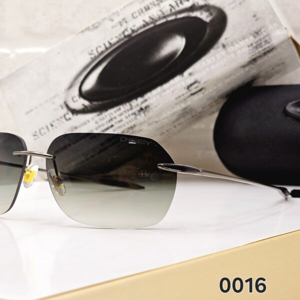 Oakley Sunglass – K